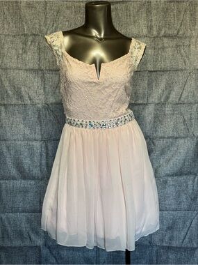 Speechless Nordstrom Peach Blush Lace Bodice Jeweled Waist Party Dress 8 women’s